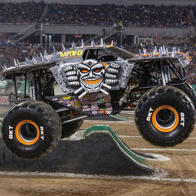 ds24245024_lego_technic_auto_monster_jam_max_d_2v1_42119_stavebnice_4