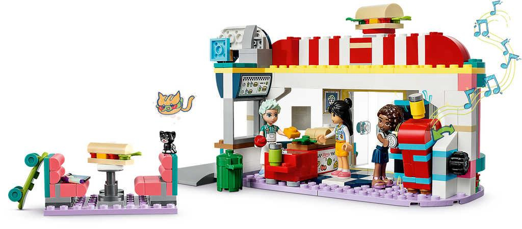 ds29042630_lego_friends_bistro_v_centru_mestecka_heartlake_41728_stavebnice_4