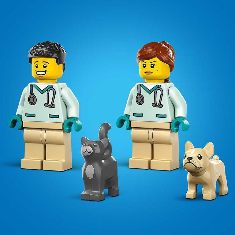 ds49201279_lego_city_veterinarni_zachranka_60382_stavebnice_6