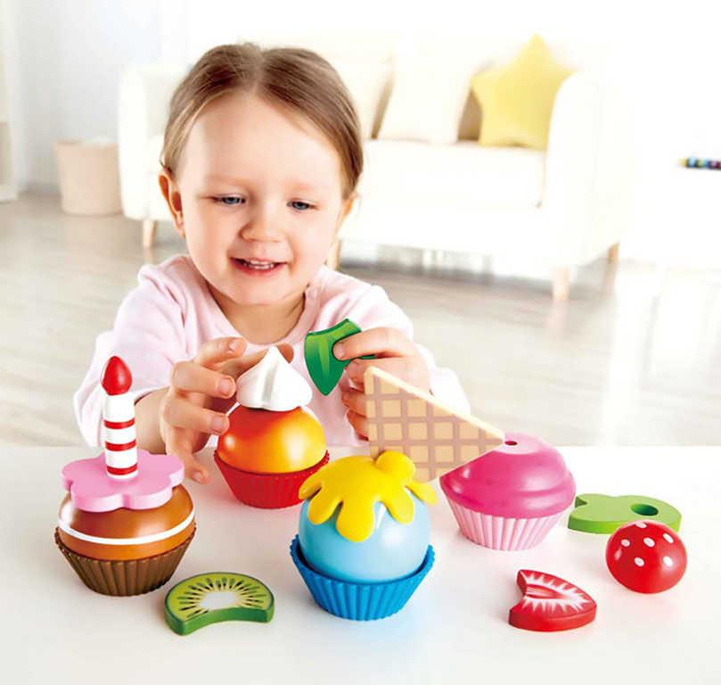 ds94477396_hape_drevo_baby_dortiky_skladaci_set_18_dilku_pro_miminko_drevene_hracky_4